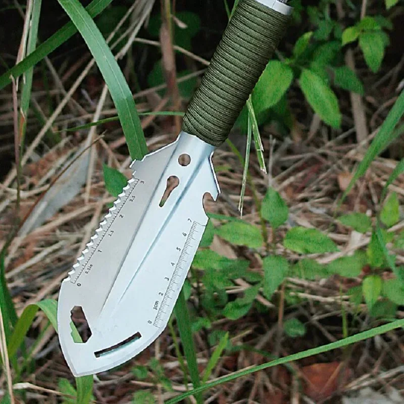 Pelle multifonctionnelle portable pour le camping