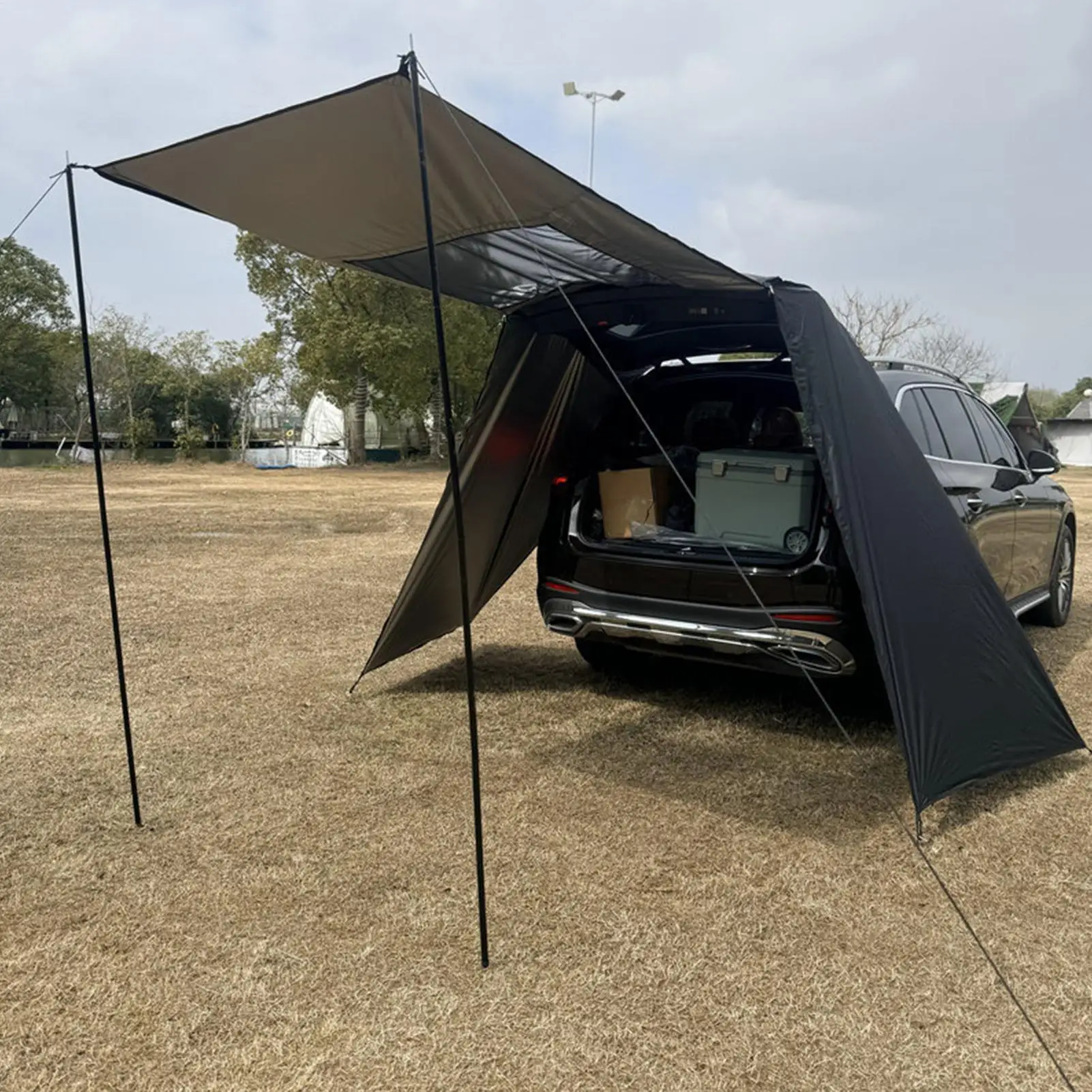 Tente d'ombrage portable respirante imperméable et coupe-vent – Image 2